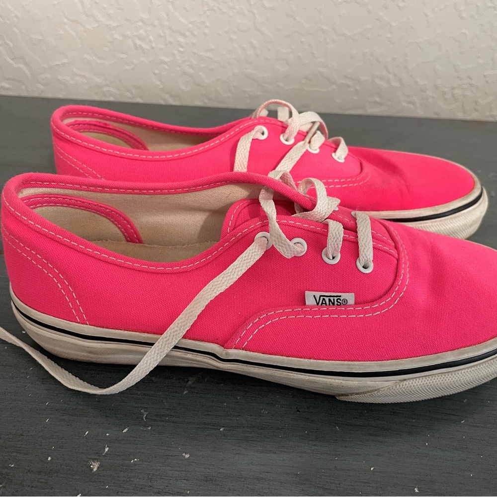 VANS hot pink sneaker